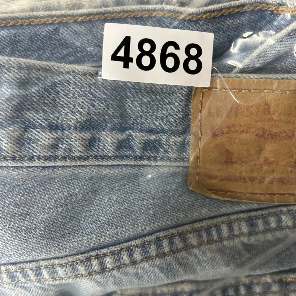 Levi's Low Pro Straight Jeans Women 30 Blue Denim Cotton Pockets Zip Fly - 33X29